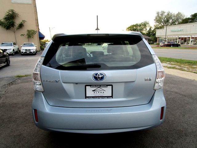 2013 Toyota Prius v 5dr Wagon Two - 22616694 - 8