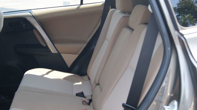 2013 Toyota RAV4 1 OWNER , JUST SERVICED , VERY CLEAN INSIDE AND OUT  - 23070428 - 33