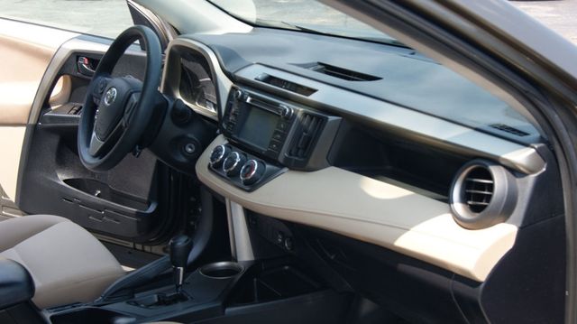2013 Toyota RAV4 1 OWNER , JUST SERVICED , VERY CLEAN INSIDE AND OUT  - 23070428 - 41