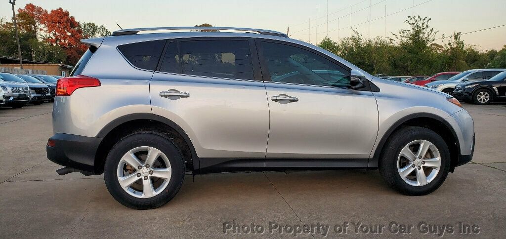 2013 Toyota RAV4 4dr XLE - 22667027 - 11