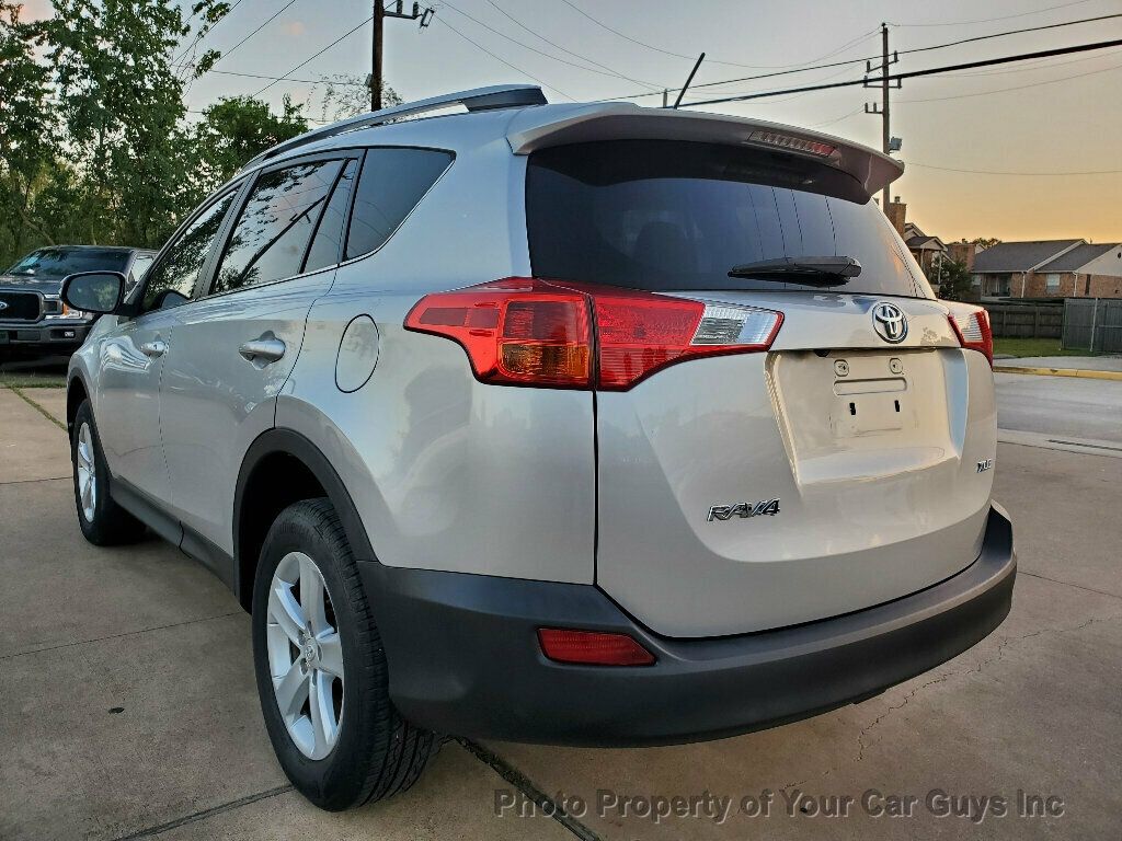 2013 Toyota RAV4 4dr XLE - 22667027 - 18