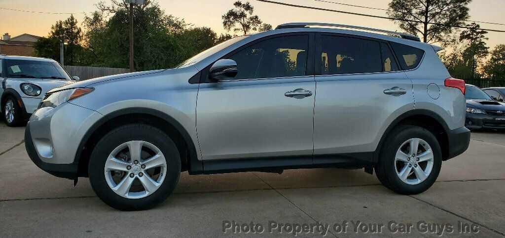 2013 Toyota RAV4 4dr XLE - 22667027 - 23