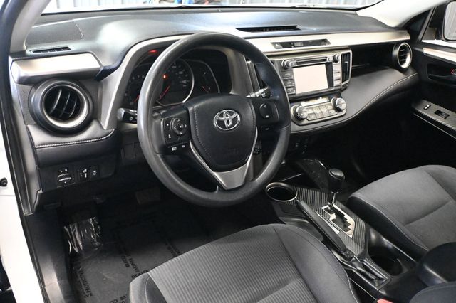 2013 Toyota RAV4 FWD 4dr XLE - 23084215 - 9