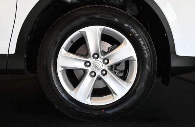2013 Toyota RAV4 FWD 4dr XLE - 23084215 - 8