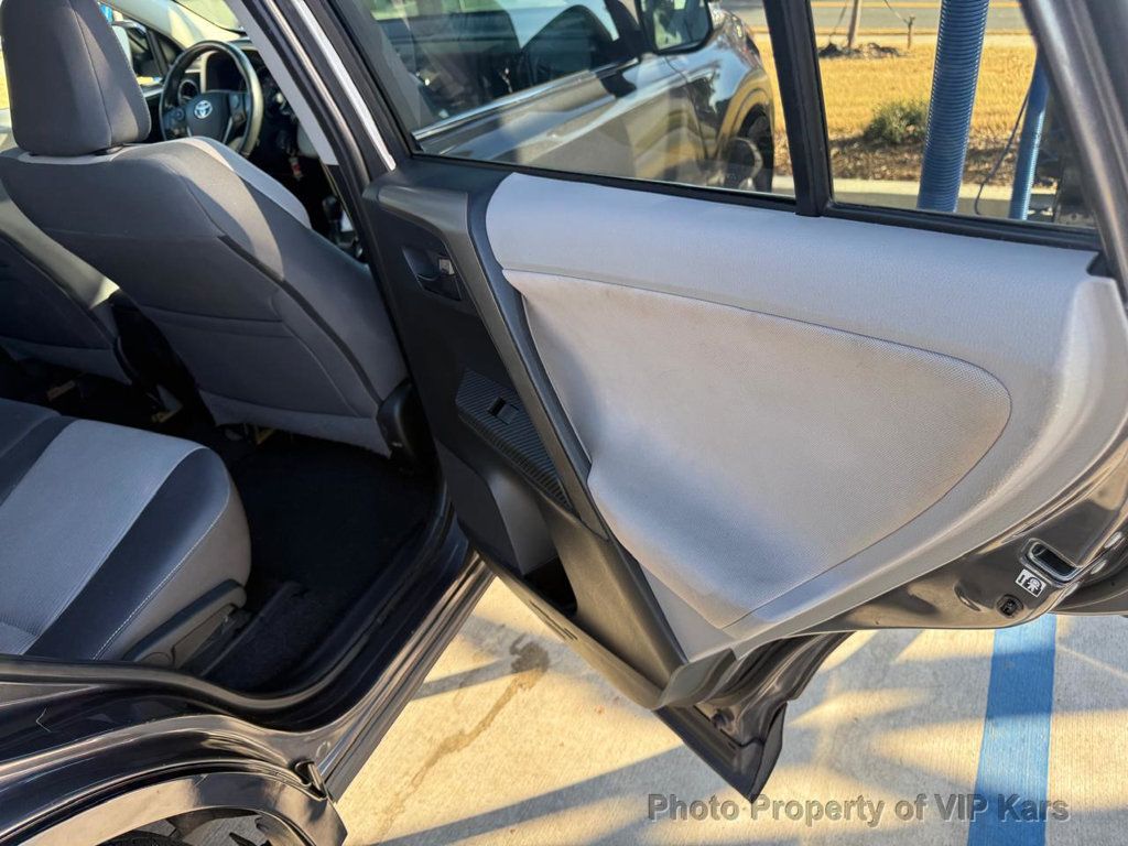 2013 Toyota RAV4 FWD 4dr XLE - 22942884 - 14
