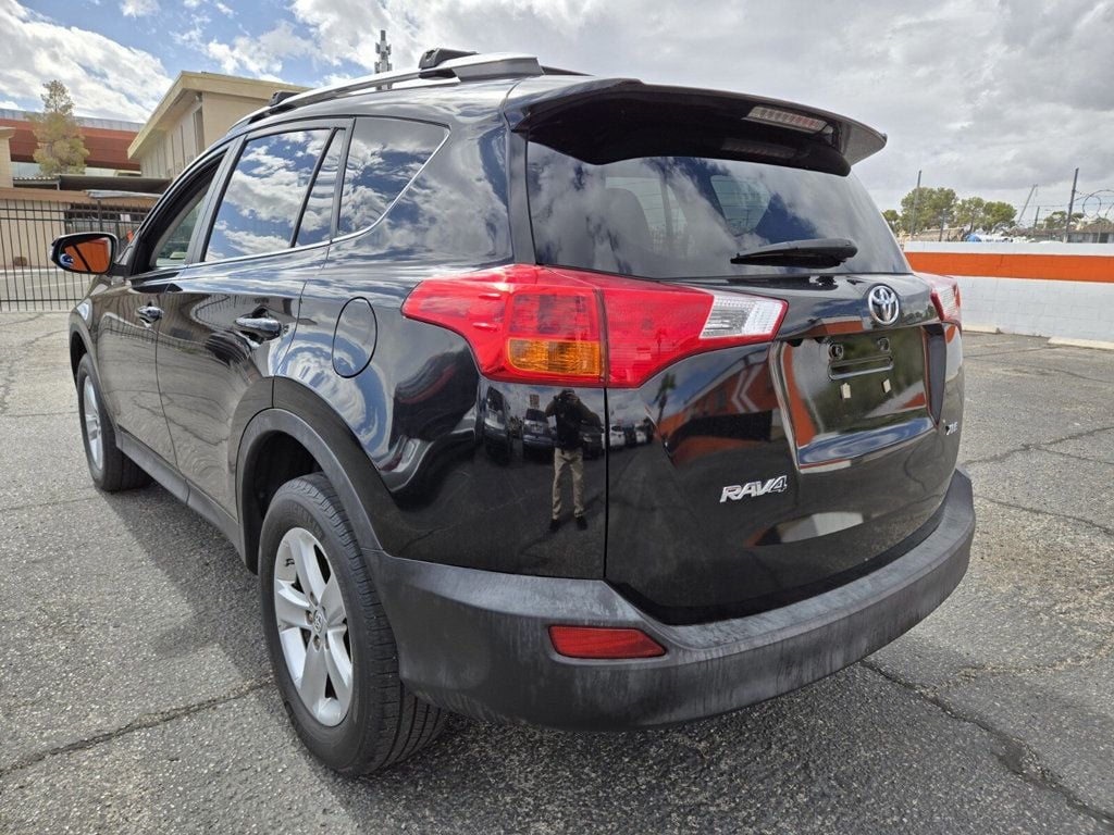 2013 Toyota RAV4 FWD 4dr XLE - 22930568 - 2