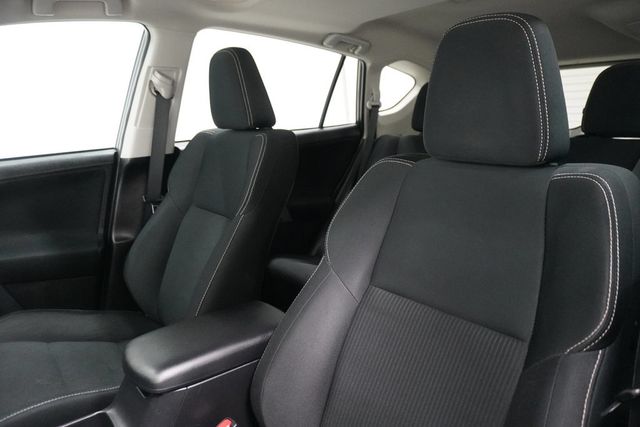 2013 Toyota RAV4 FWD 4dr XLE - 23001710 - 9