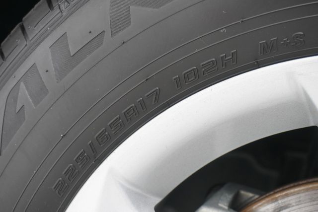 2013 Toyota RAV4 FWD 4dr XLE - 23001710 - 24