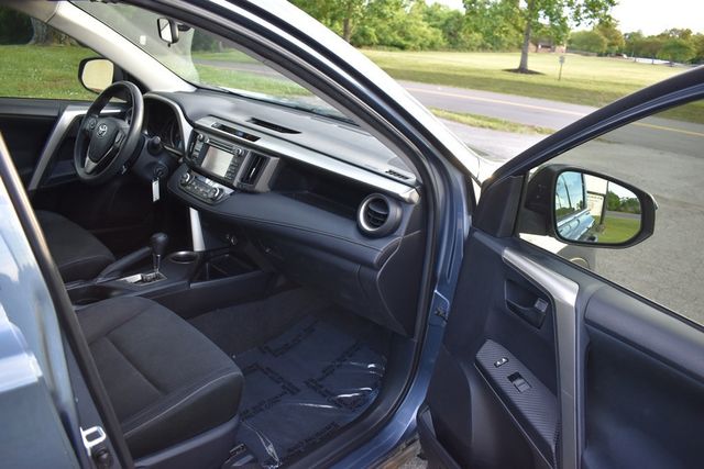2013 Toyota RAV4 FWD 4dr XLE - 23023814 - 35
