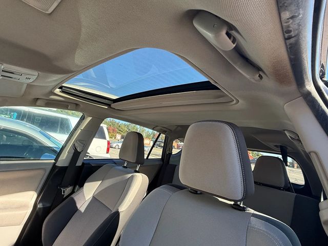 2013 Toyota RAV4 FWD 4dr XLE - 22932254 - 10