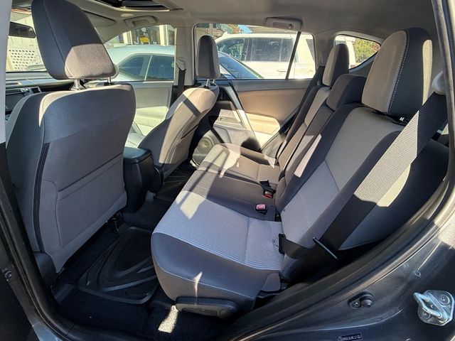 2013 Toyota RAV4 FWD 4dr XLE - 22932254 - 12