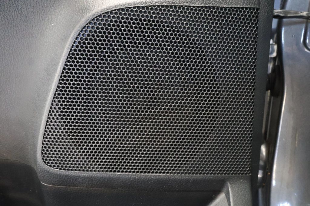 2013 Toyota RAV4 FWD 4dr XLE - 22932254 - 13