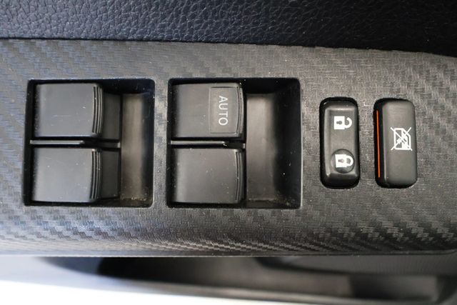 2013 Toyota RAV4 FWD 4dr XLE - 22932254 - 14