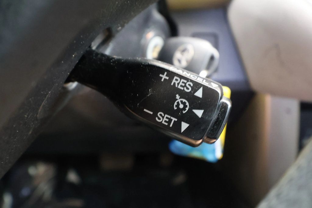 2013 Toyota RAV4 FWD 4dr XLE - 22932254 - 28