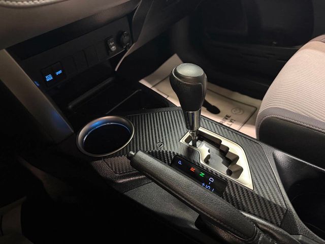 2013 Toyota RAV4 FWD 4dr XLE - 22988110 - 51