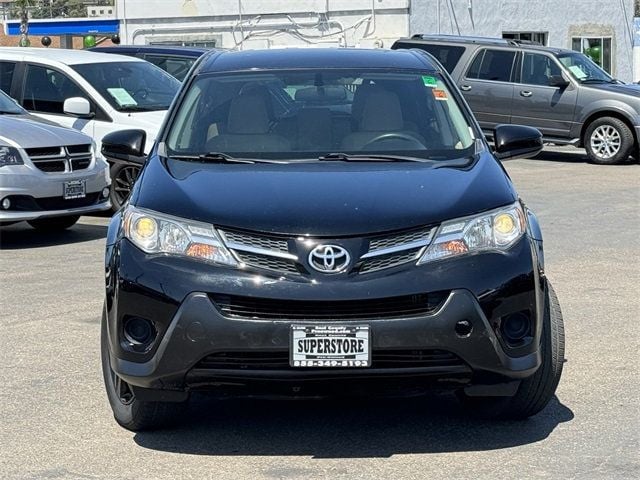 2013 Toyota RAV4 LE - 22437712 - 10