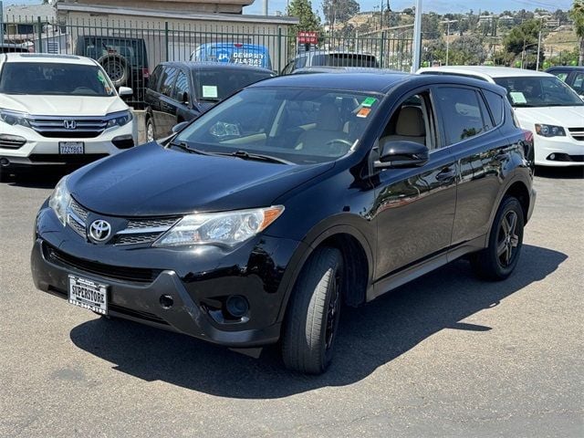 2013 Toyota RAV4 LE - 22437712 - 11