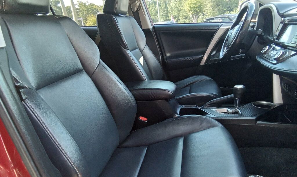 2013 Toyota RAV4 Limited photo 10