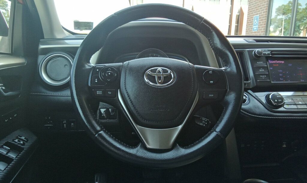 2013 Toyota RAV4 Limited photo 12