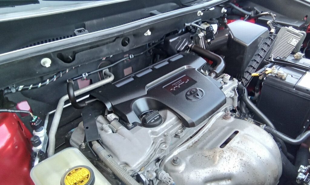 2013 Toyota RAV4 Limited photo 25