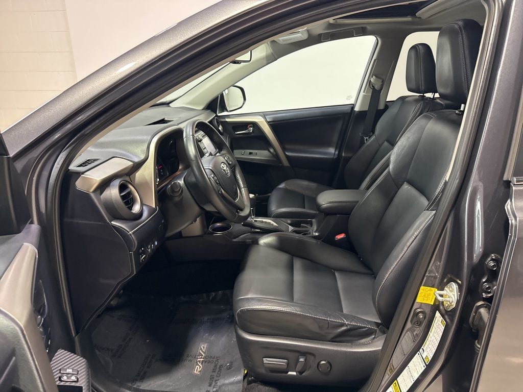 2013 Toyota RAV4 Limited - 22993286 - 24