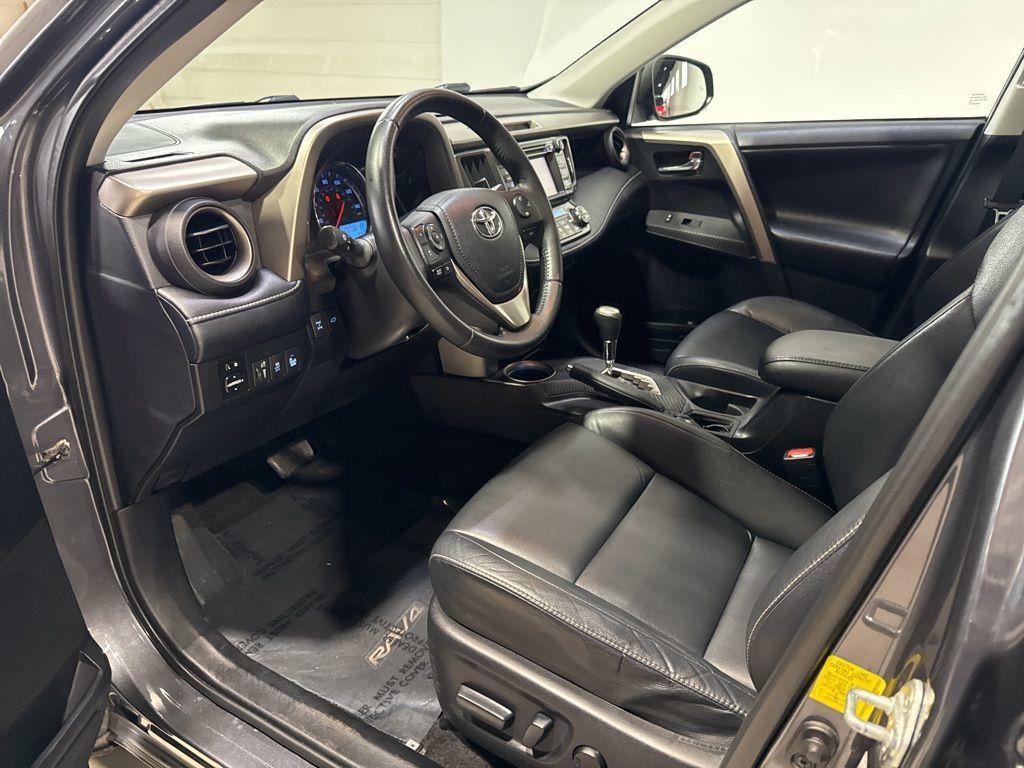 2013 Toyota RAV4 Limited - 22993286 - 26