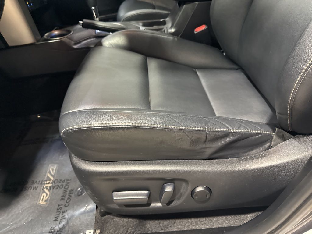 2013 Toyota RAV4 Limited - 22993286 - 27