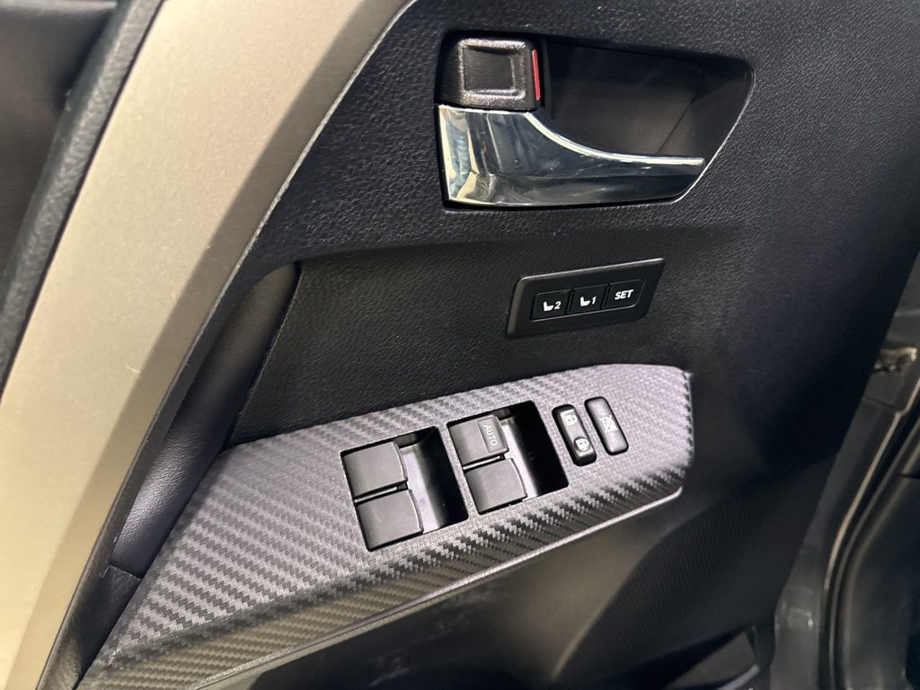 2013 Toyota RAV4 Limited - 22993286 - 31