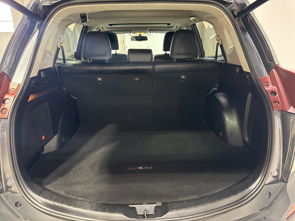 2013 Toyota RAV4 Limited - 22993286 - 36