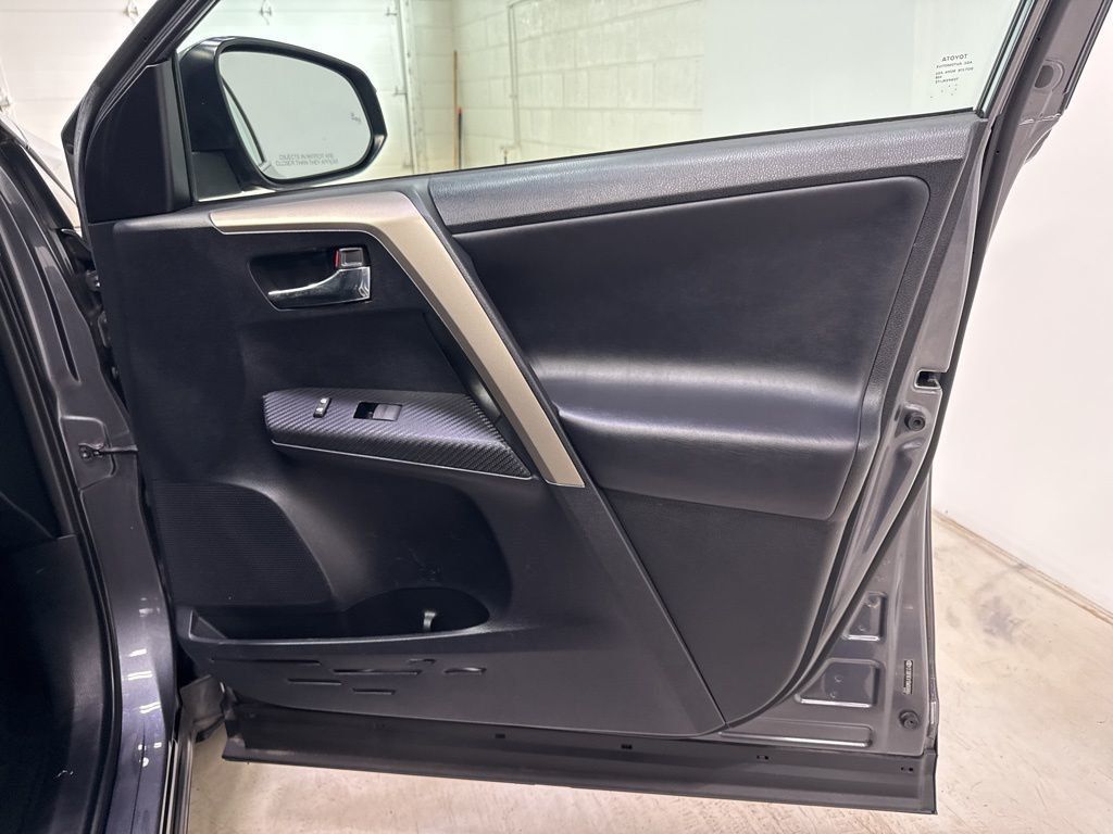 2013 Toyota RAV4 Limited - 22993286 - 47