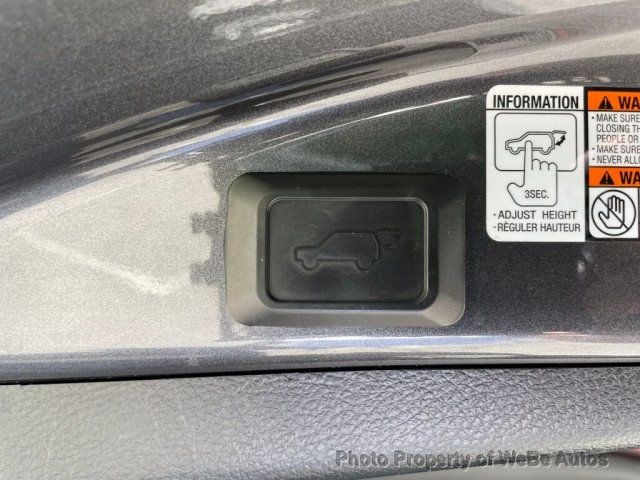 2013 Toyota RAV4 Limited w/ Navigation & Blind Spot Monitor - 22434350 - 29