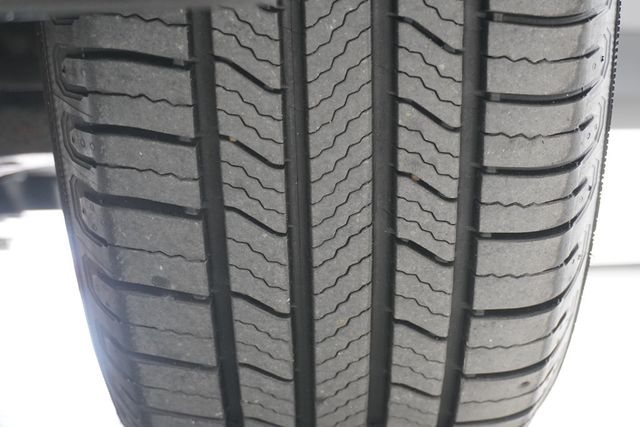 2013 Toyota RAV4 XLE - 22997062 - 27