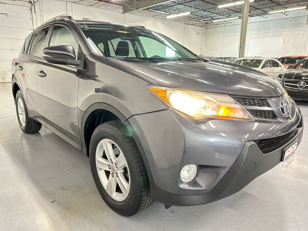 2013 Toyota RAV4 XLE - 22628796 - 7