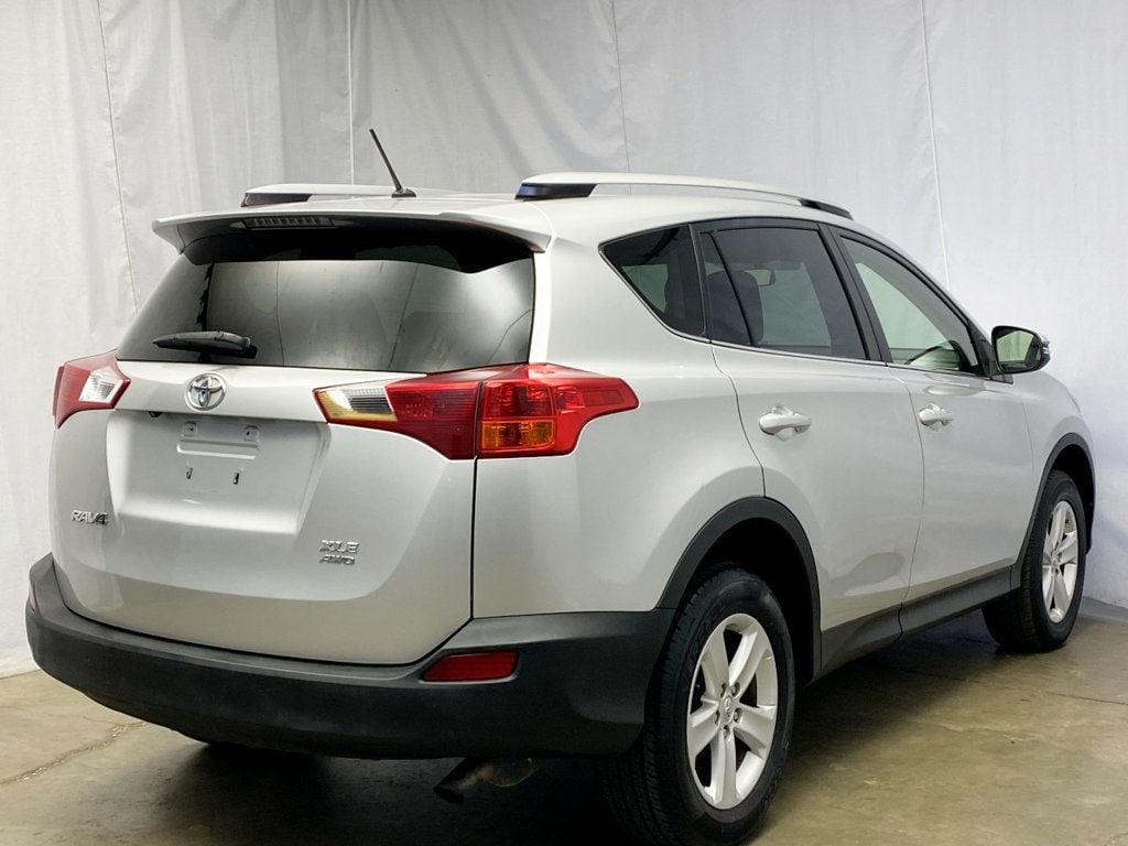 2013 Toyota RAV4 XLE - 22671474 - 9