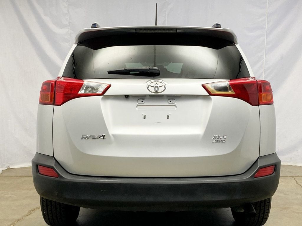 2013 Toyota RAV4 XLE - 22671474 - 11