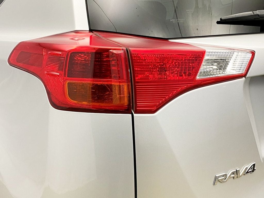 2013 Toyota RAV4 XLE - 22671474 - 13