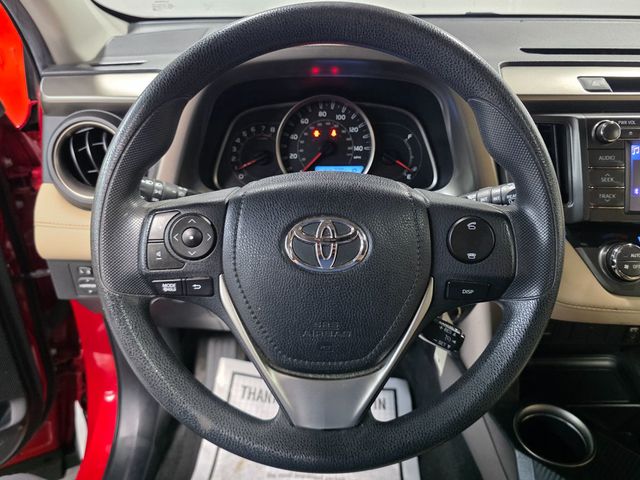 2013 Toyota RAV4 XLE - 23067929 - 19
