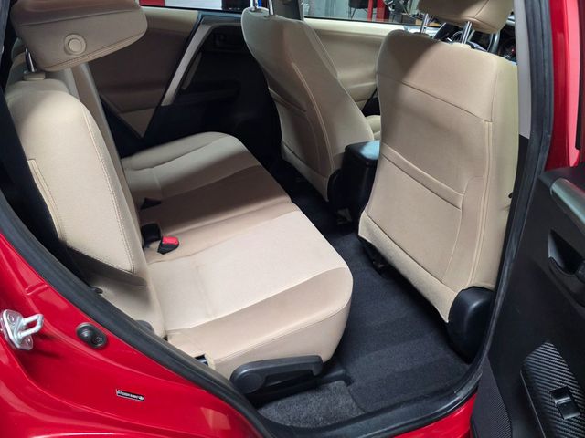 2013 Toyota RAV4 XLE - 23067929 - 31