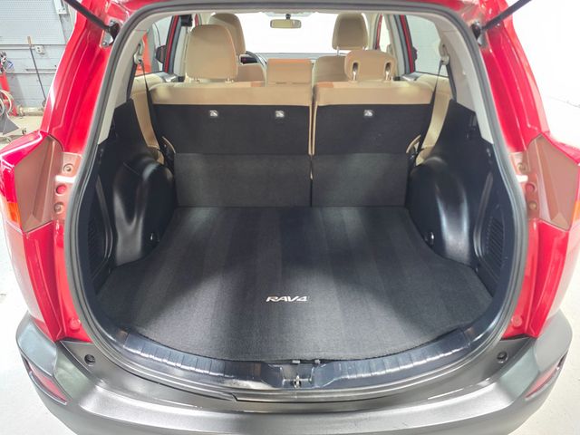 2013 Toyota RAV4 XLE - 23067929 - 34