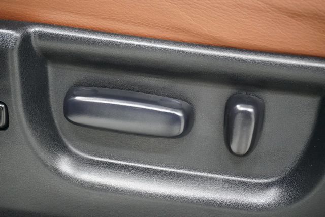 2013 Toyota Sequoia 4WD 5.7L FFV Platinum - 23007197 - 17