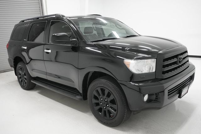 2013 Toyota Sequoia 4WD 5.7L FFV Platinum - 23007197 - 1