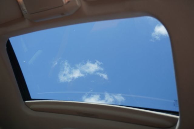 2013 Toyota Sequoia 4WD 5.7L FFV Platinum - 23007197 - 23