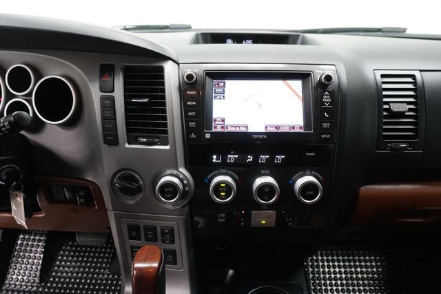 2013 Toyota Sequoia 4WD 5.7L FFV Platinum - 23007197 - 25