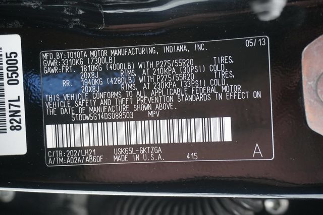 2013 Toyota Sequoia 4WD 5.7L FFV Platinum - 23007197 - 39