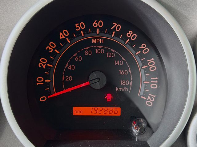 2013 Toyota Sequoia 4WD 5.7L SR5 - 22997097 - 11