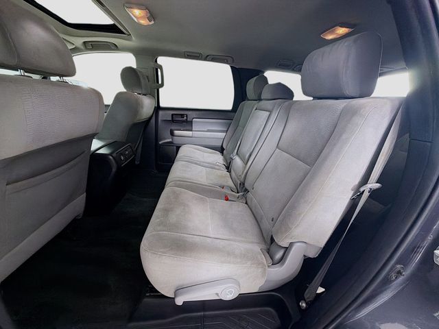 2013 Toyota Sequoia 4WD 5.7L SR5 - 22997097 - 23