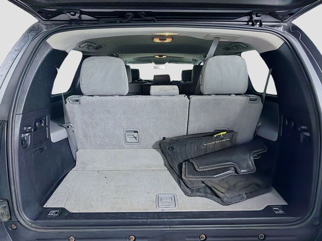 2013 Toyota Sequoia 4WD 5.7L SR5 - 22997097 - 25