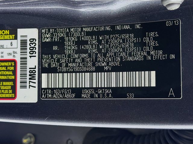 2013 Toyota Sequoia 4WD 5.7L SR5 - 22997097 - 35