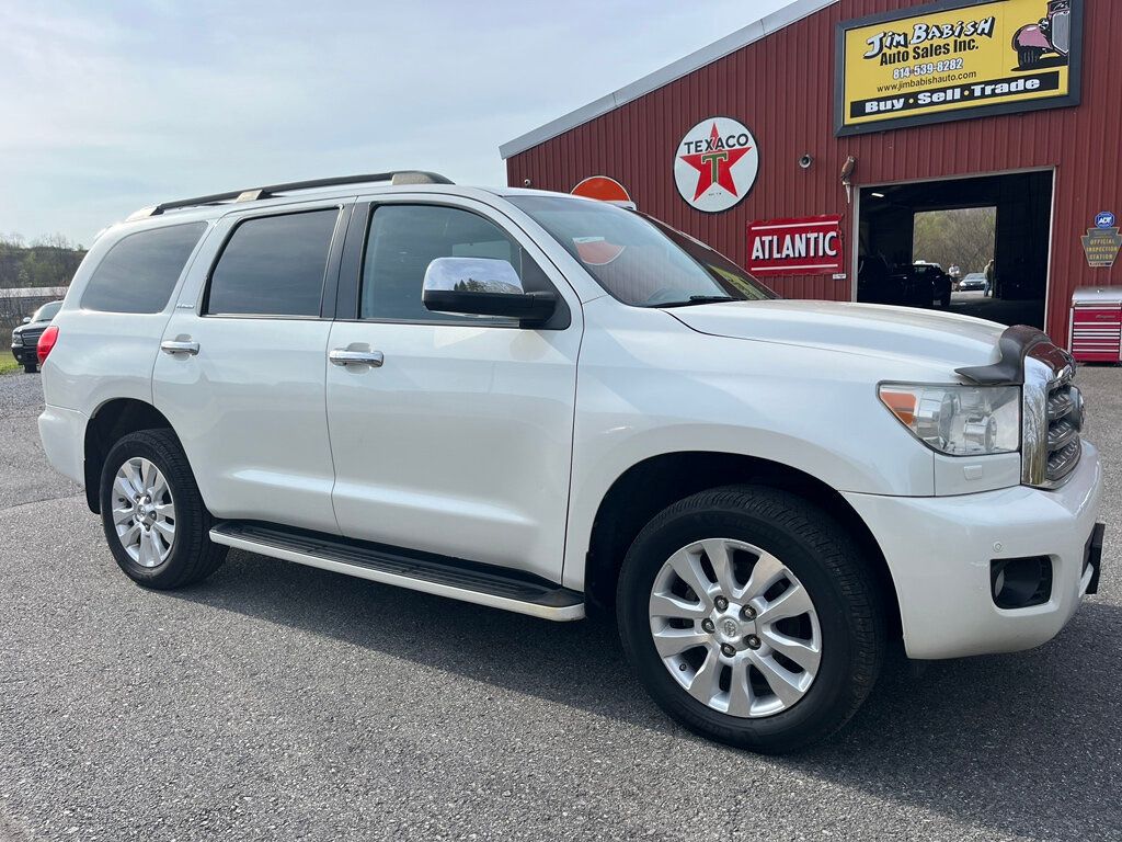 2013 Toyota Sequoia Platinum 4x4 with 3rd row seating - 23007483 | Video 1