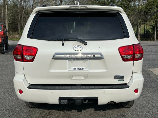 2013 Toyota Sequoia Platinum 4x4 with 3rd row seating - 23007483 - 3